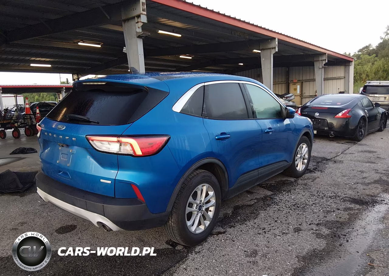 2020 Ford Escape Se VIN:1FMCU0G66LUA93613 - 4