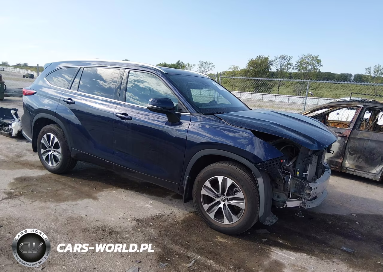 2022 Toyota Highlander Xle
