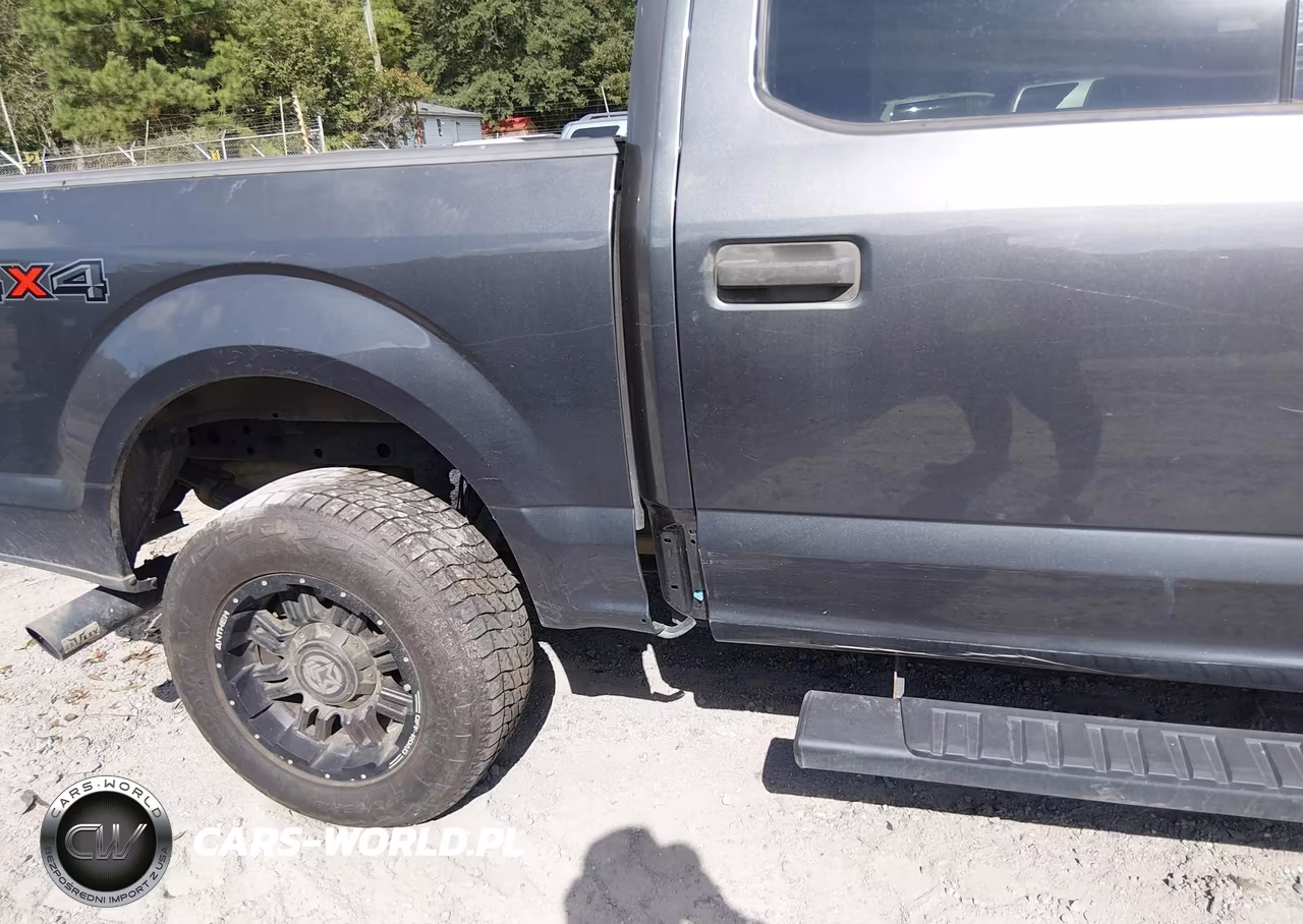2018 Ford F-150 Xlt VIN:1FTEW1EGXJFA19721 - 17