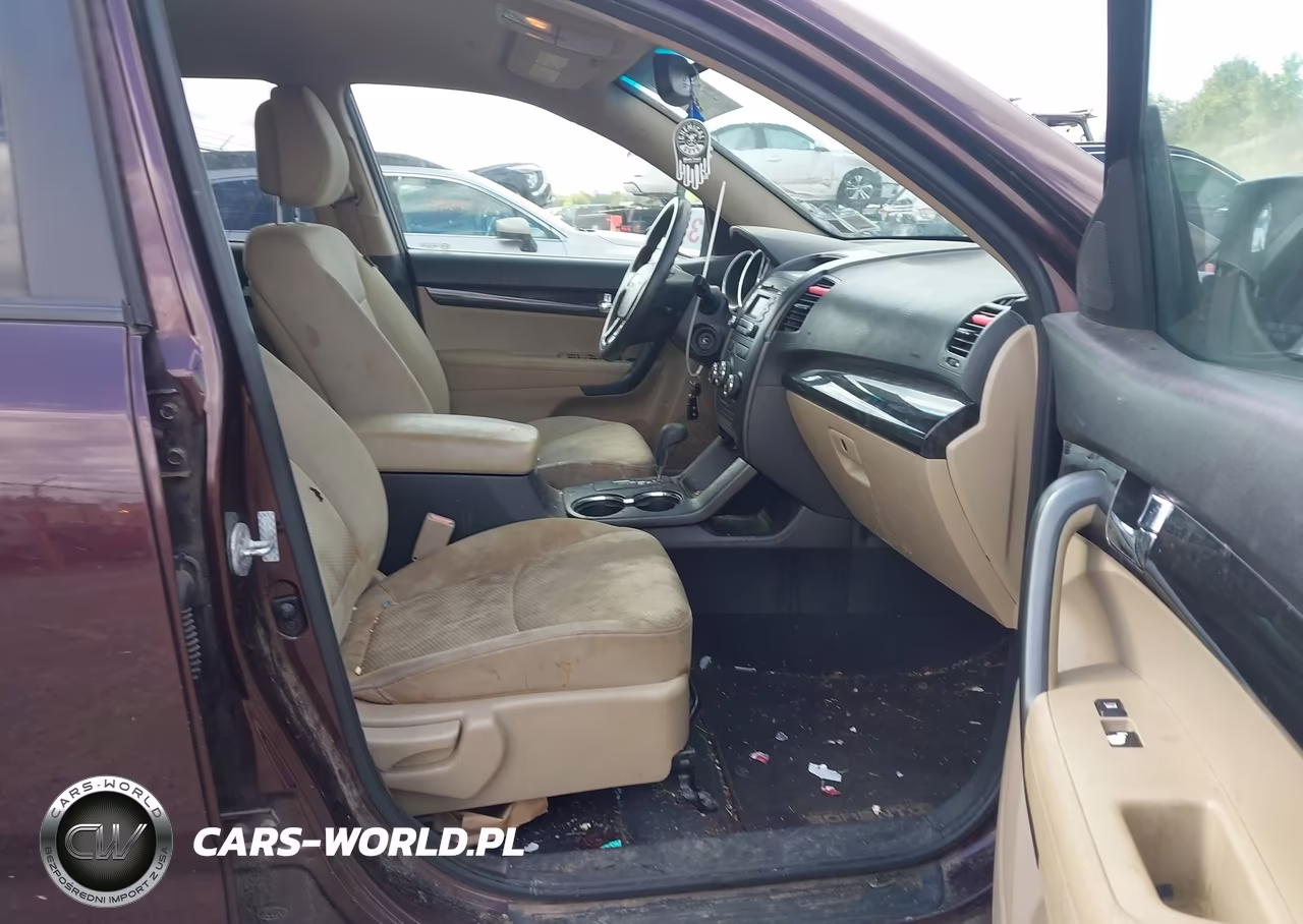 2011 Kia Sorento Lx V6 VIN:5XYKT4A26BG118302 - 5