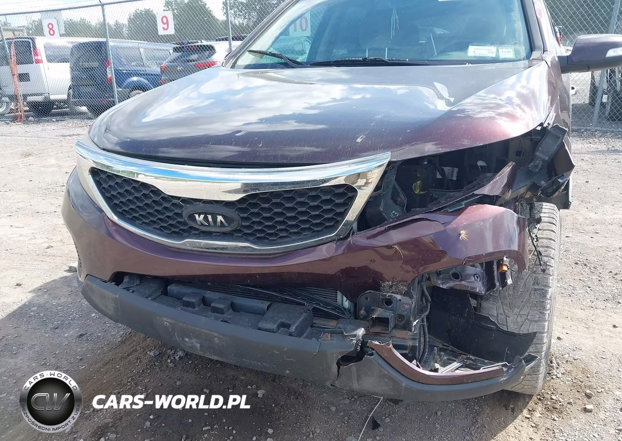 2011 Kia Sorento Lx V6 VIN:5XYKT4A26BG118302 - 6