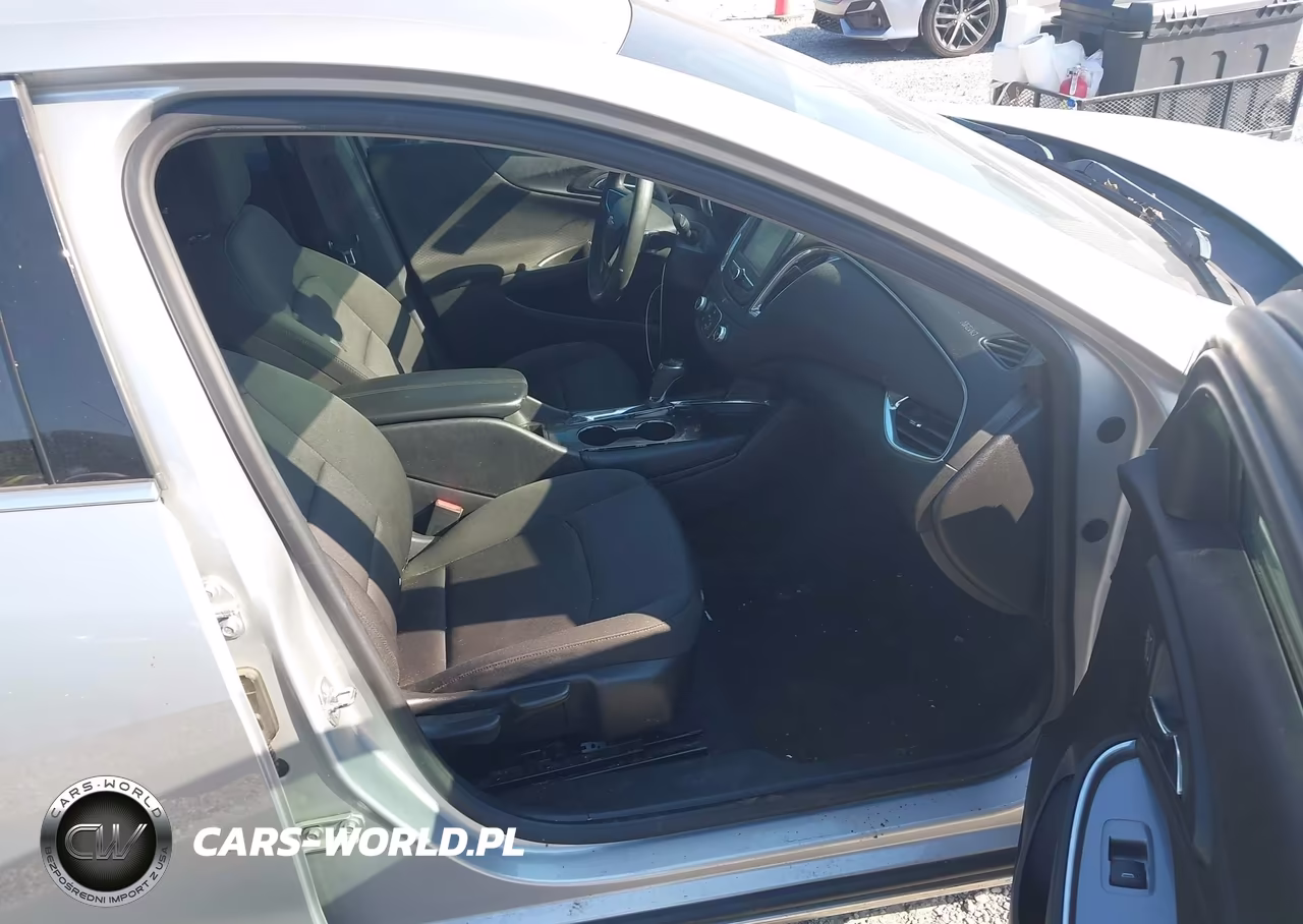 2018 Chevrolet Malibu Lt VIN:1G1ZD5ST8JF265014 - 5