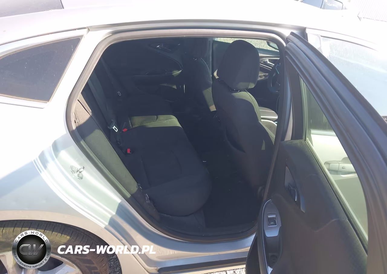 2018 Chevrolet Malibu Lt VIN:1G1ZD5ST8JF265014 - 8