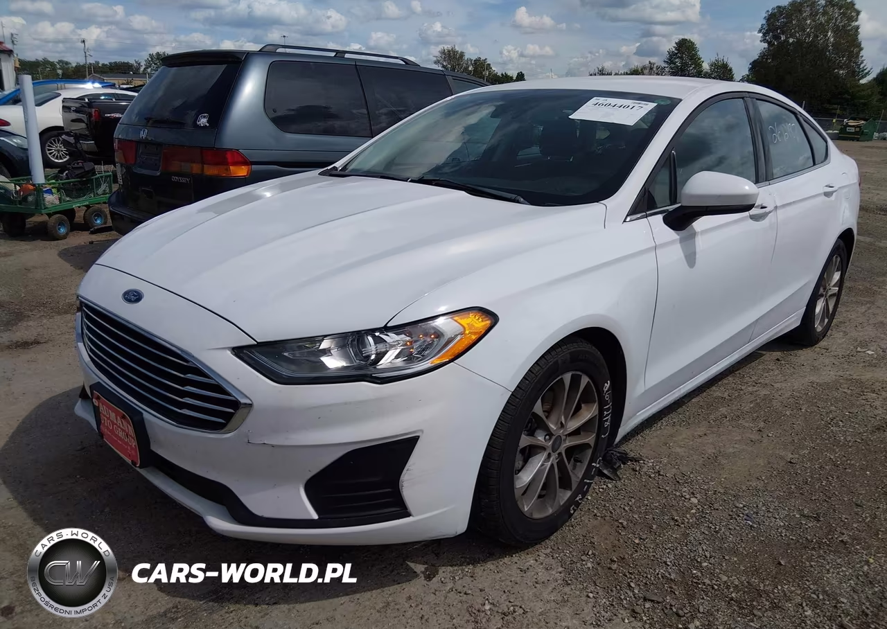2020 Ford Fusion Se VIN:3FA6P0HD4LR146831 - 2