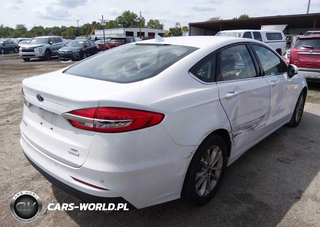 2020 Ford Fusion Se VIN:3FA6P0HD4LR146831 - 4