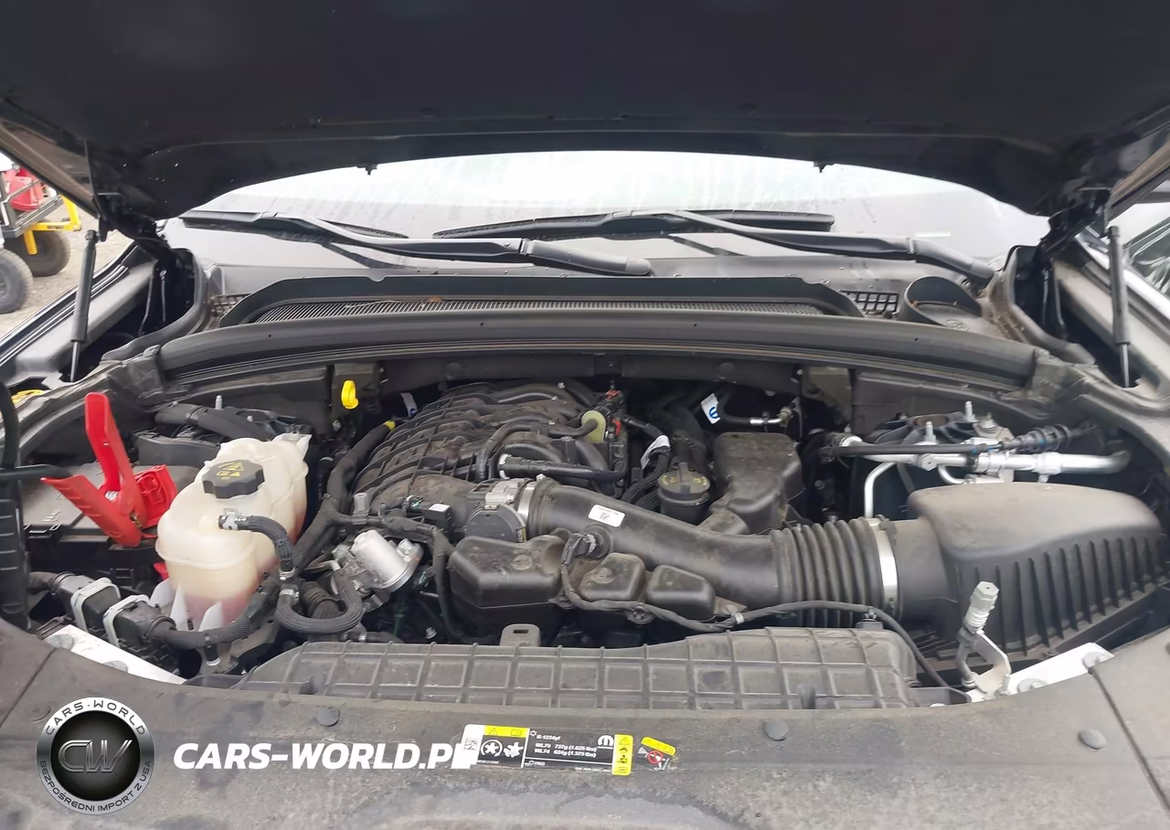 2025 Jeep Grand Cherokee Laredo 4X4 VIN:1C4RJHAG3SC309056 - 10