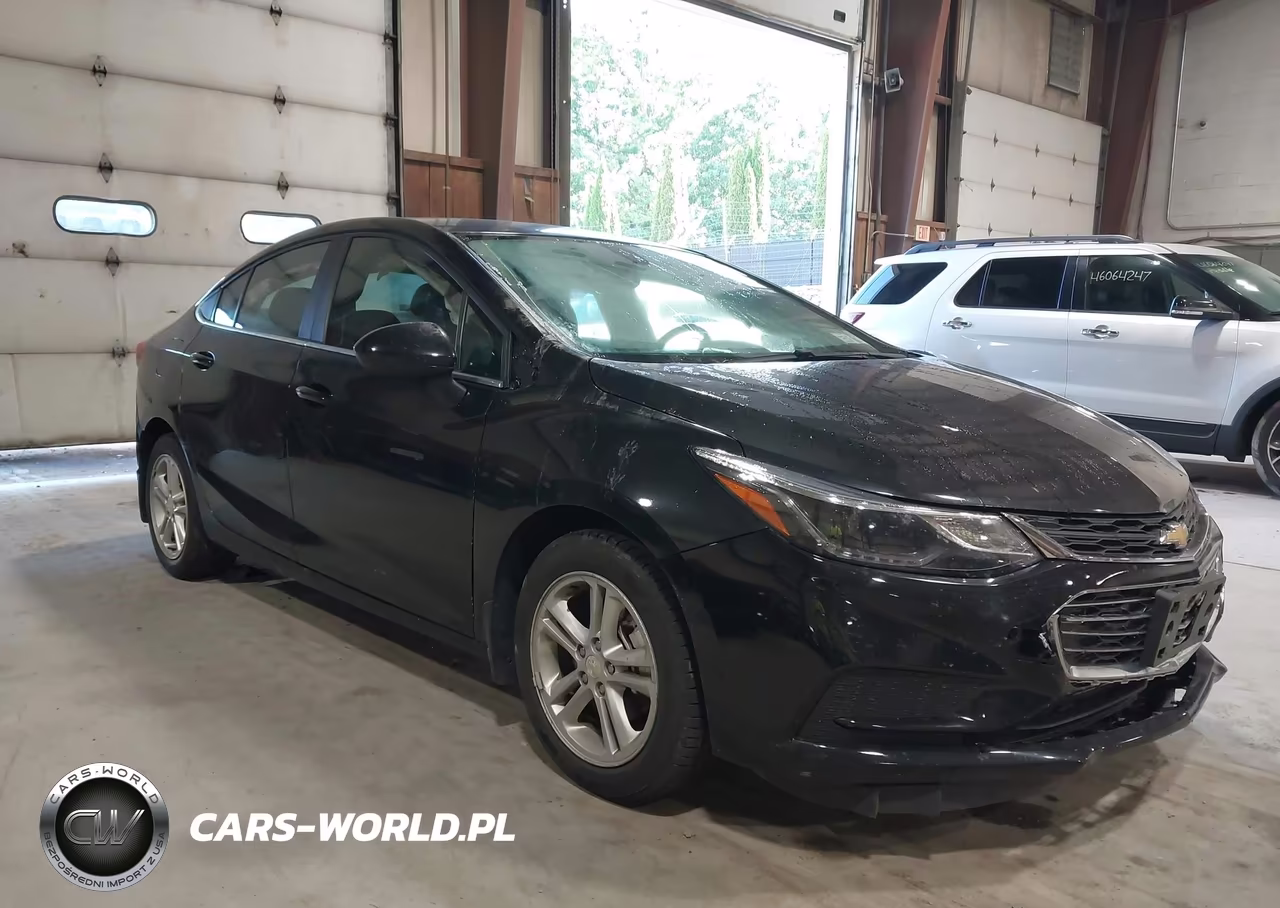 2018 Chevrolet Cruze Lt Auto VIN:1G1BE5SM8J7206966 - 1