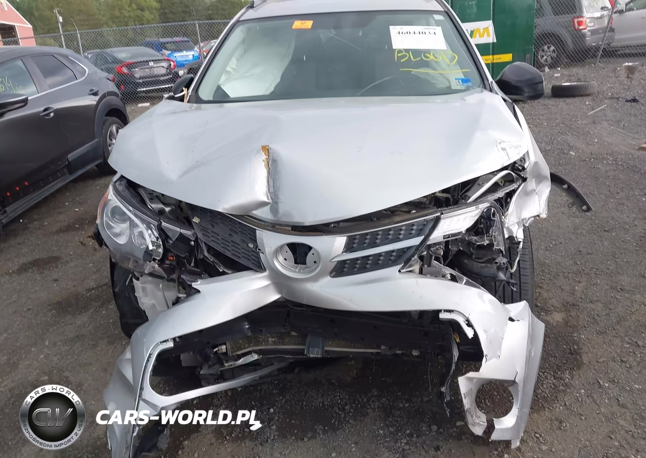 2015 Toyota Rav4 Le VIN:JTMZFREV4FD054272 - 6