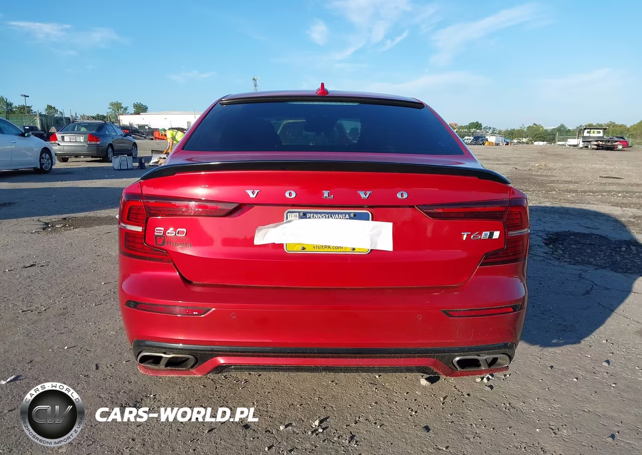 2019 Volvo S60 T6 R-Design VIN:7JRA22TM4KG015332 - 16