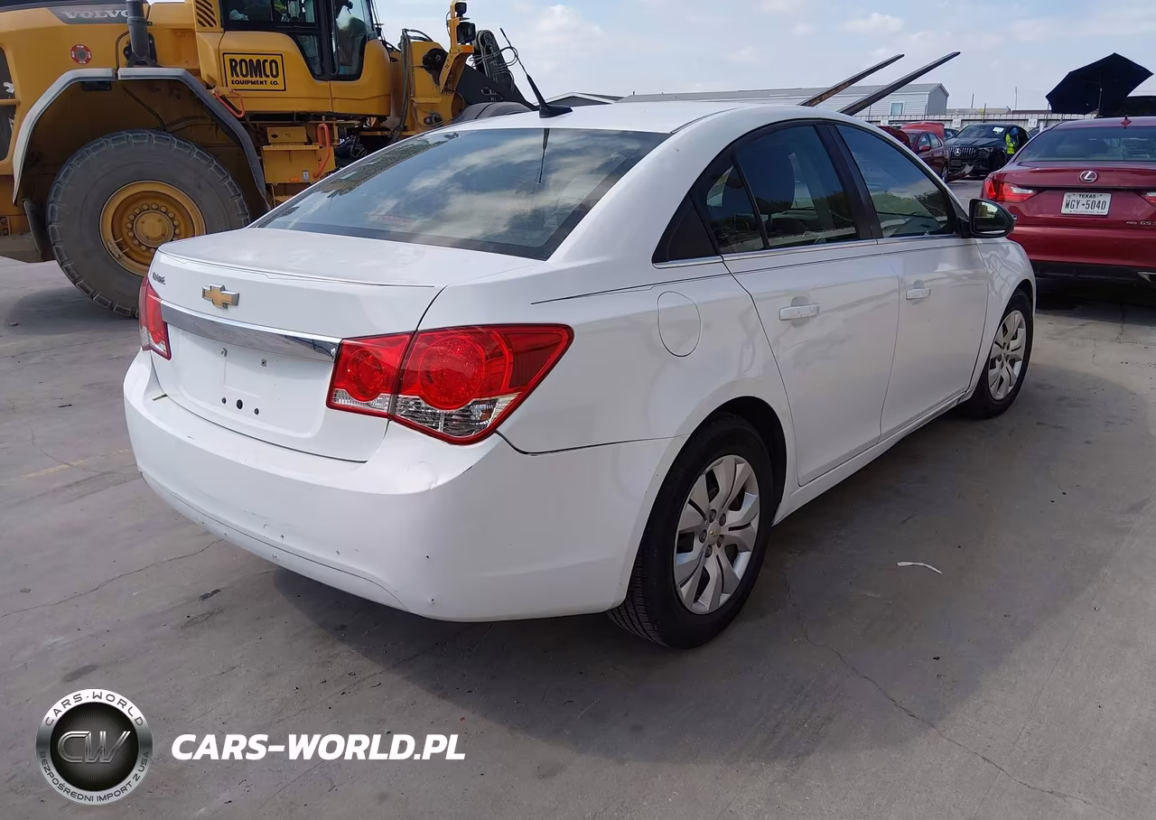 2012 Chevrolet Cruze Ls VIN:1G1PC5SH1C7342972 - 4