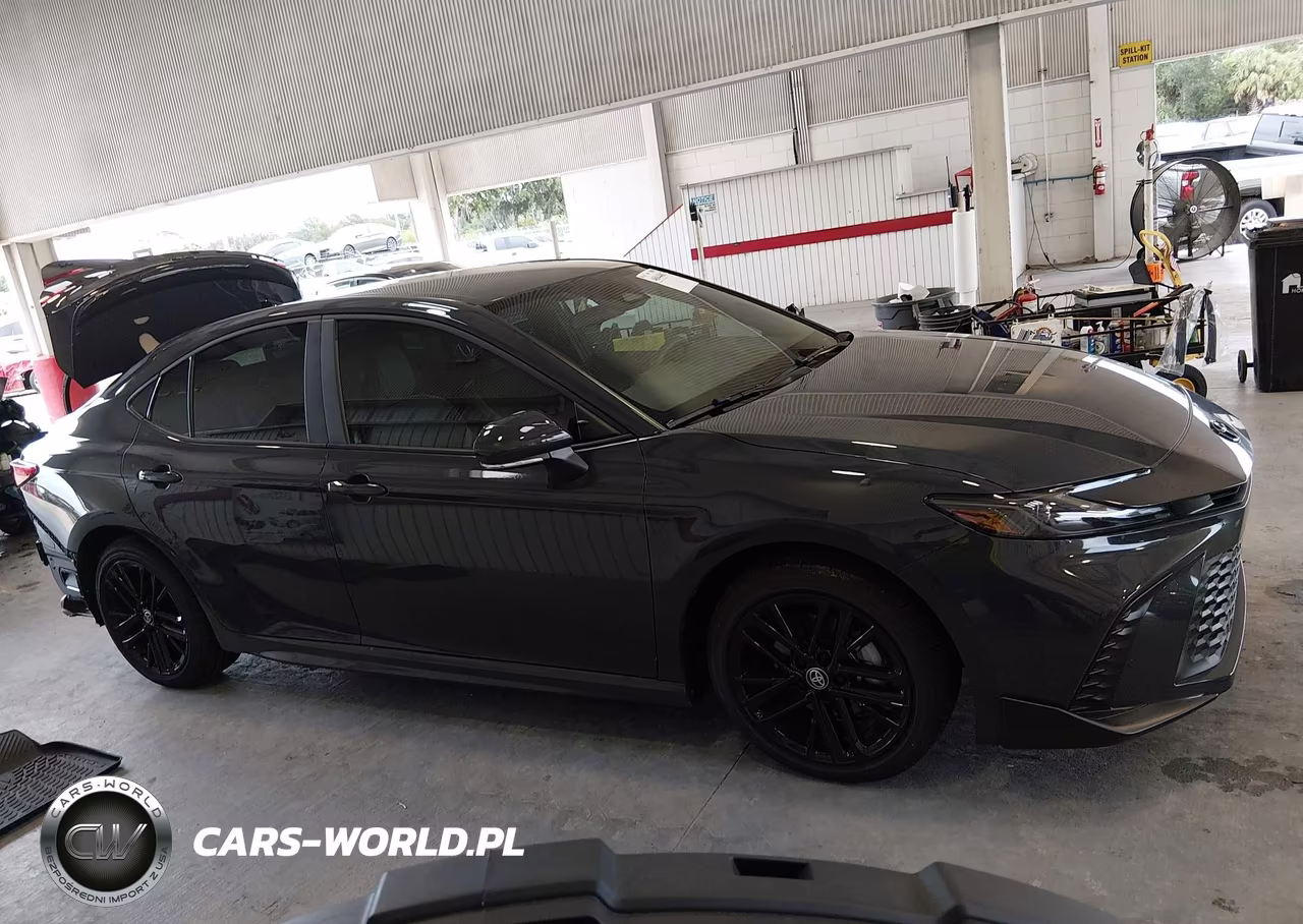 2025 Toyota Camry Se VIN:4T1DAACK9SU630611 - 14