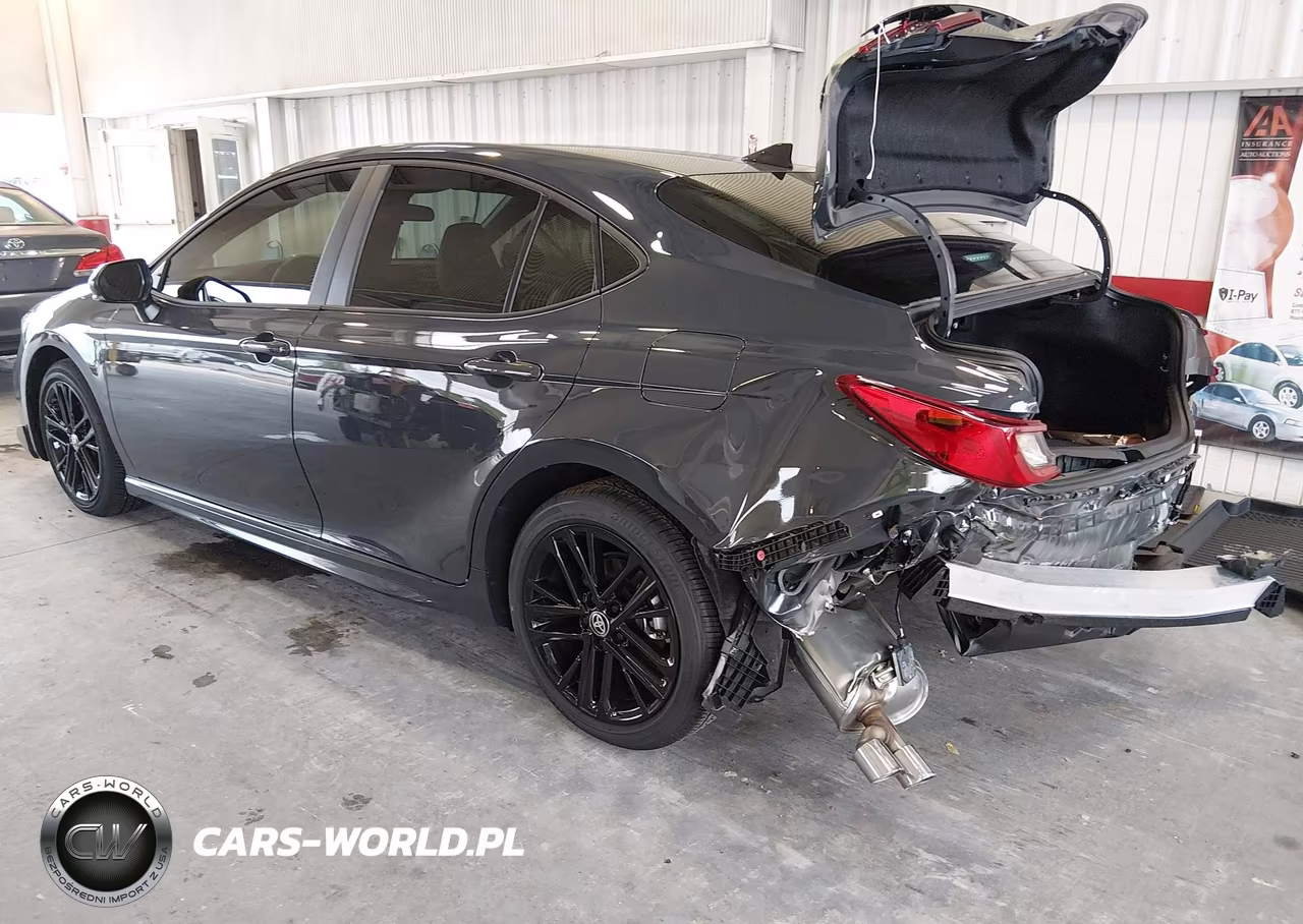 2025 Toyota Camry Se VIN:4T1DAACK9SU630611 - 3