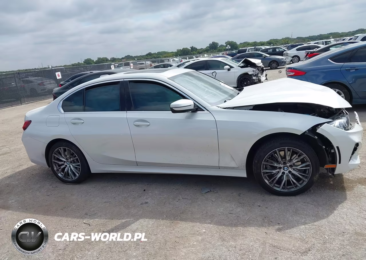 2024 BMW 330I VIN:3MW69FF00R8E04829 - 13