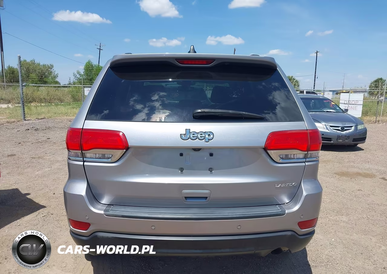 2017 Jeep Grand Cherokee Laredo 4X2 VIN:1C4RJEAG5HC697236 - 16