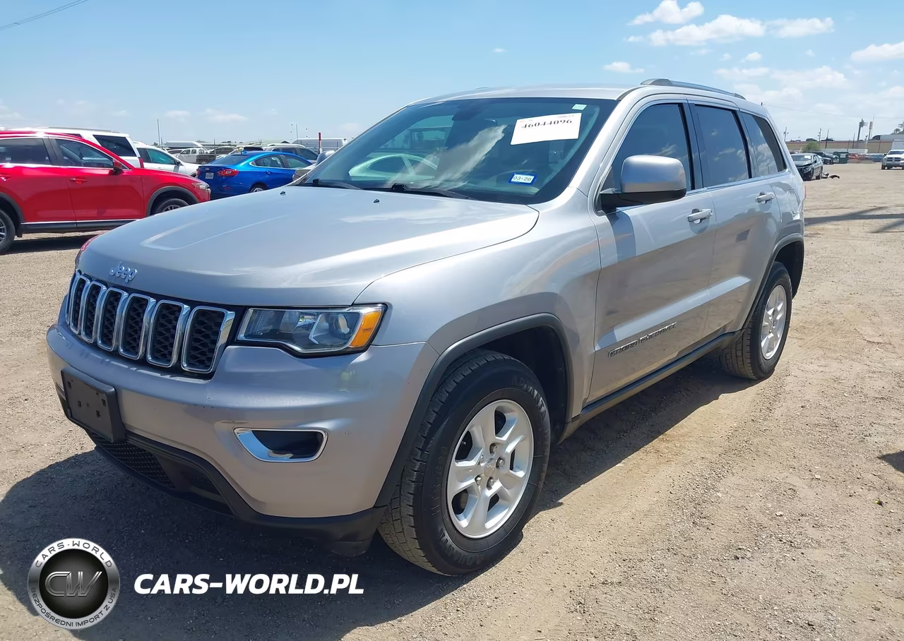2017 Jeep Grand Cherokee Laredo 4X2 VIN:1C4RJEAG5HC697236 - 2