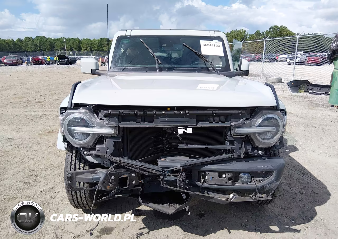 2022 Ford Bronco Outer Banks VIN:1FMDE5BH6NLB21023 - 12