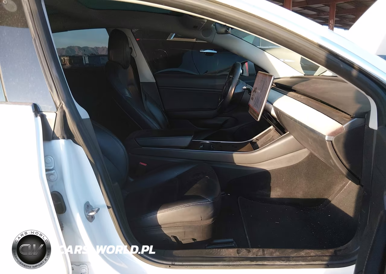 2018 Tesla Model 3 Long Range-Mid Range VIN:5YJ3E1EA2JF062377 - 5