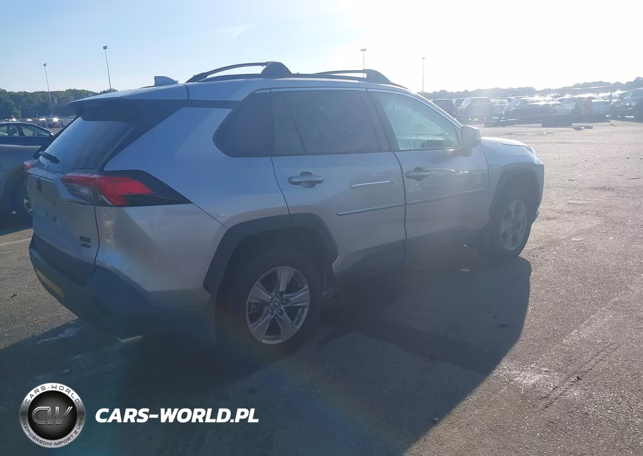 2025 Toyota Rav4 Xle VIN:2T3P1RFVXSC534433 - 4