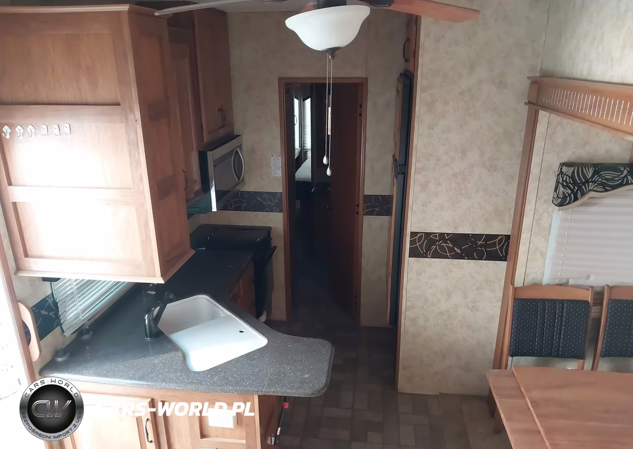2011 Keystone Montana 3750 Fl VIN:4YDF37524B4701847 - 8