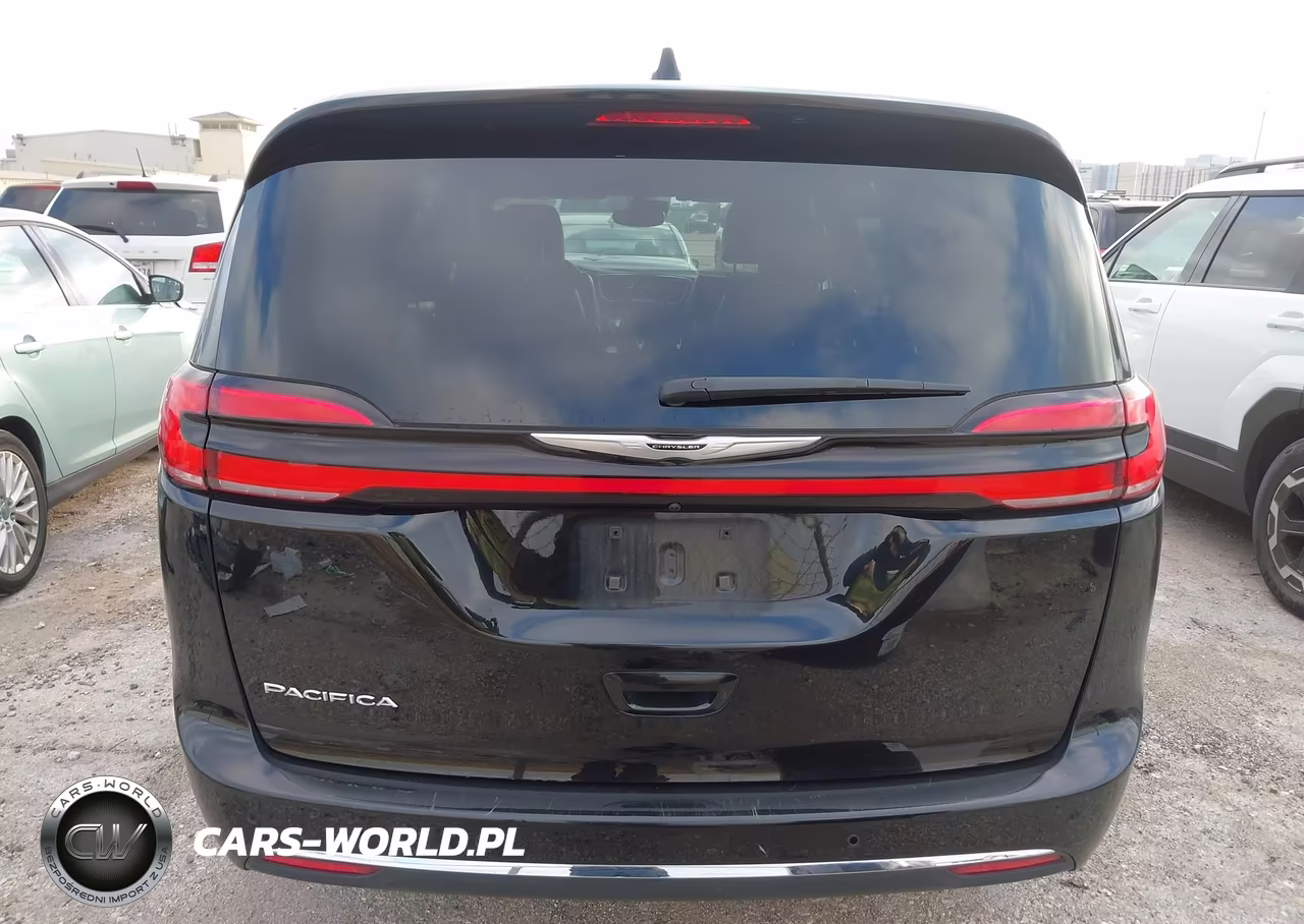 2025 Chrysler Pacifica Select VIN:2C4RC1BG5SR554772 - 16