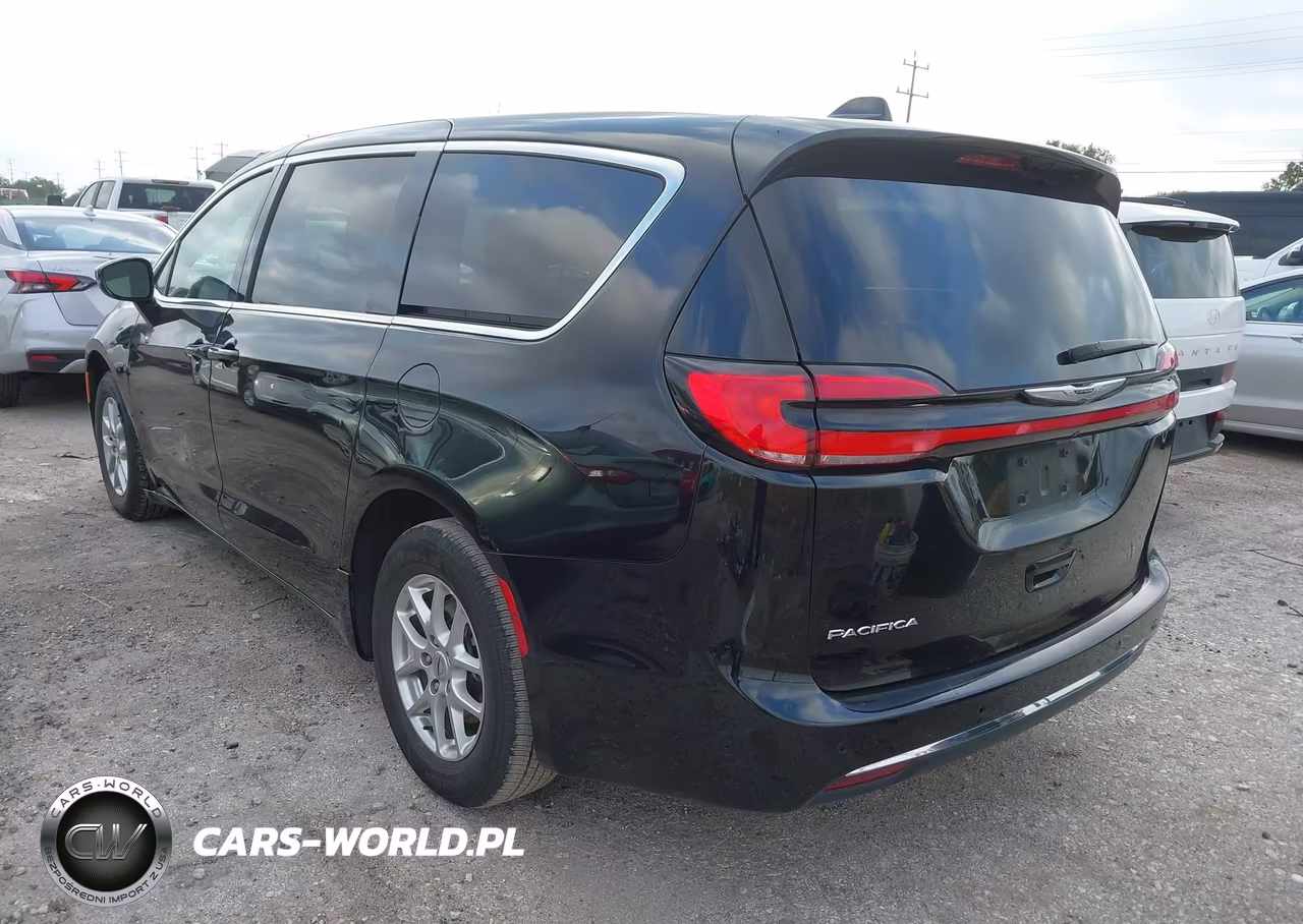 2025 Chrysler Pacifica Select VIN:2C4RC1BG5SR554772 - 3