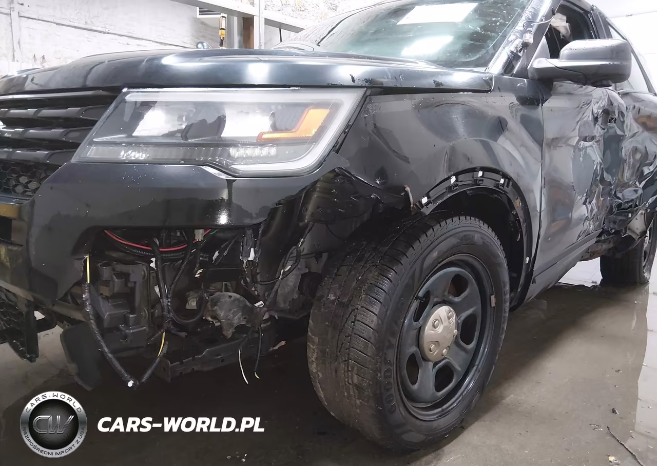 2017 Ford Utility Police Interceptor VIN:1FM5K8AR4HGE14196 - 14