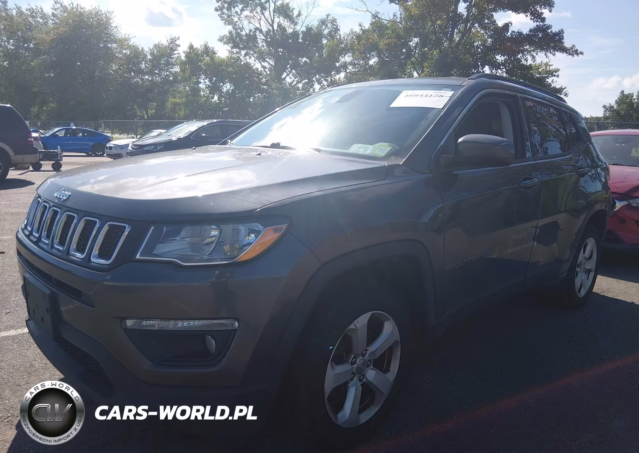 2018 Jeep Compass Latitude 4X4 VIN:3C4NJDBB6JT454640 - 2