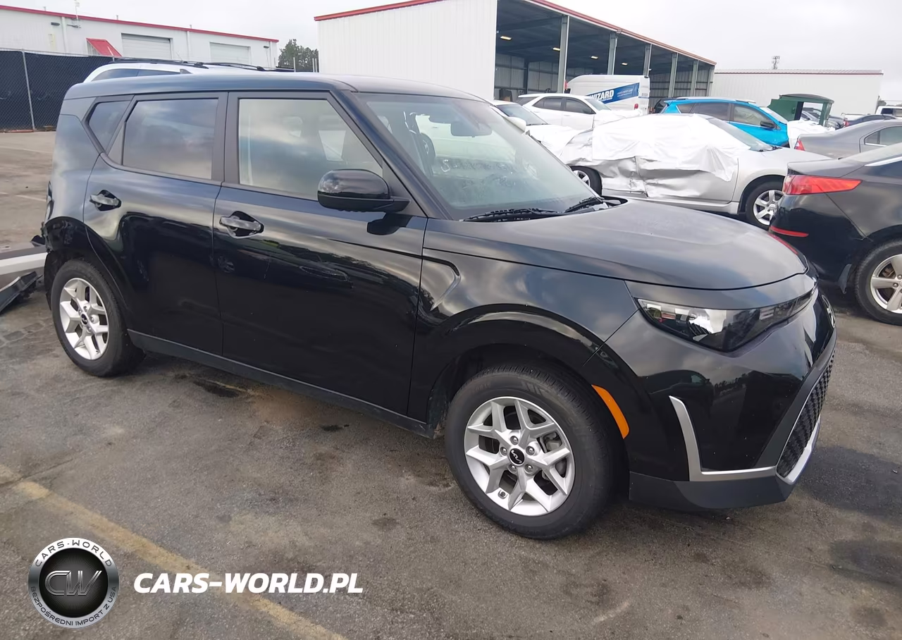 2023 Kia Soul Lx