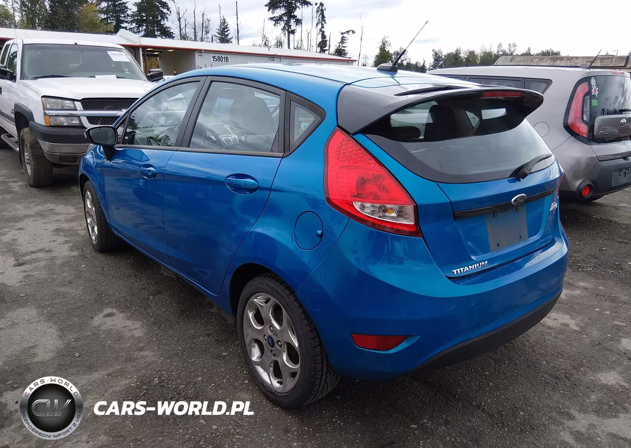 2013 Ford Fiesta Titanium VIN:3FADP4FJ2DM205767 - 3