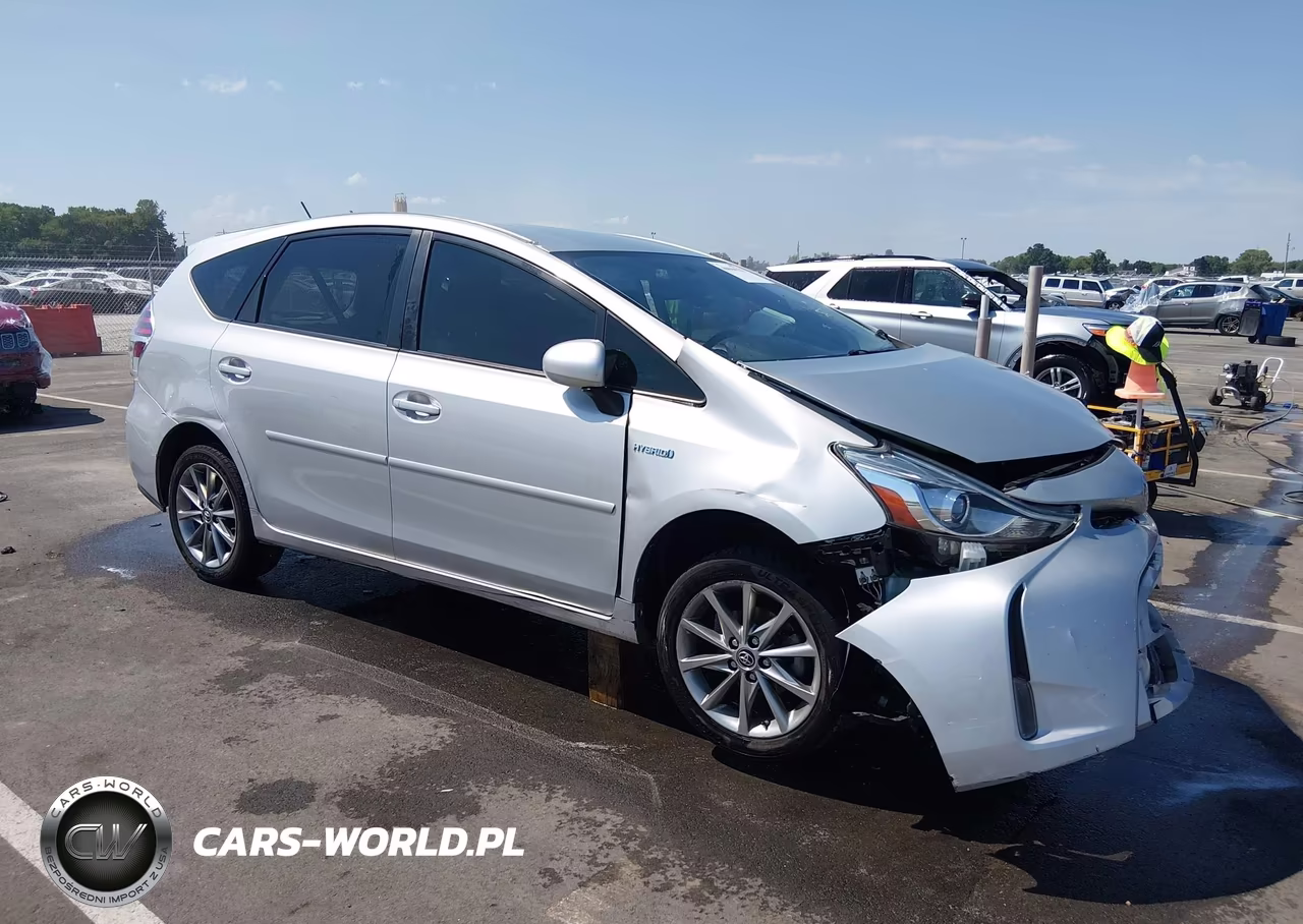2015 Toyota Prius V Five – zdjęcie 1 z 17