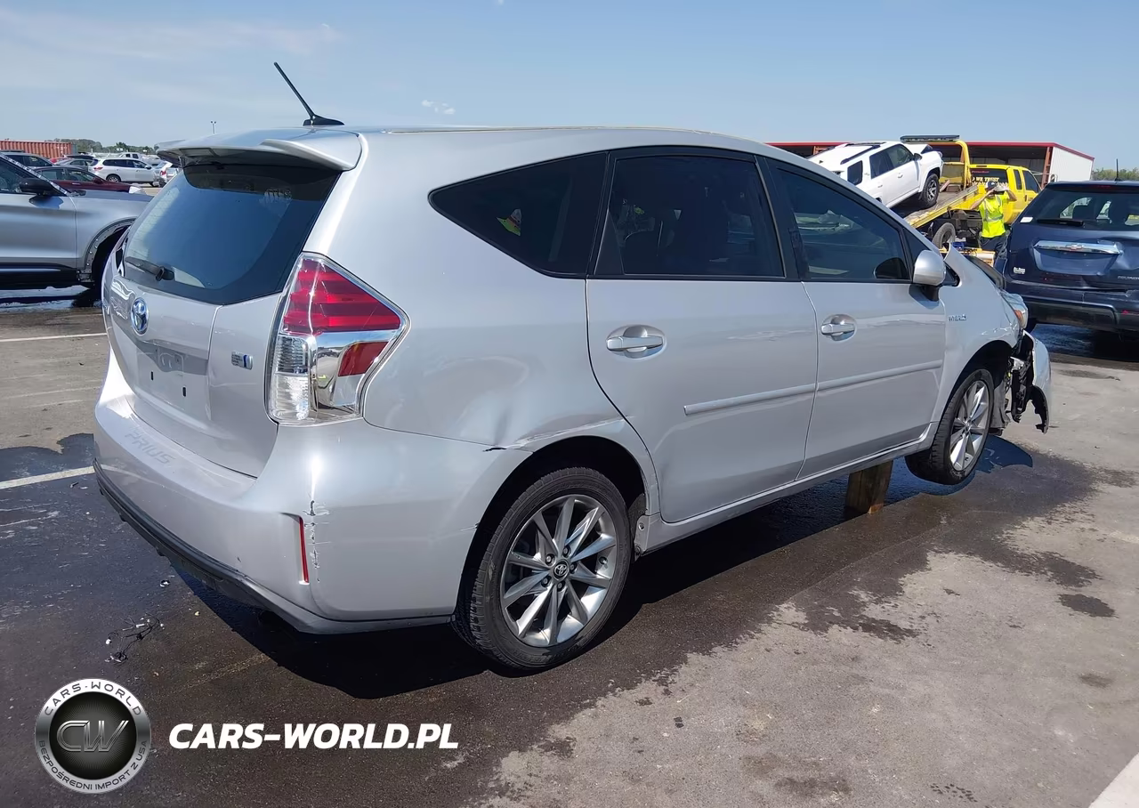 2015 Toyota Prius V Five VIN:JTDZN3EU4FJ038002 - 4