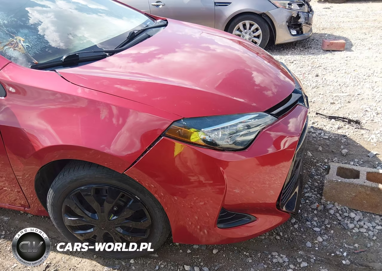 2019 Toyota Corolla Le VIN:2T1BURHE7KC220956 - 6
