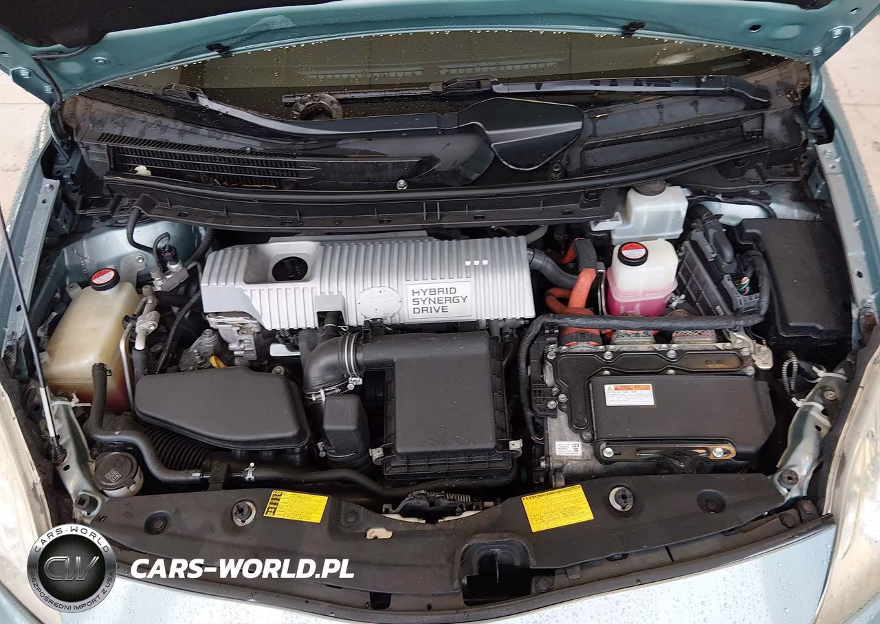 2015 Toyota Prius Five-Four-Persona Series Special Edition-Three-Two VIN:JTDKN3DU8F1872535 - 10