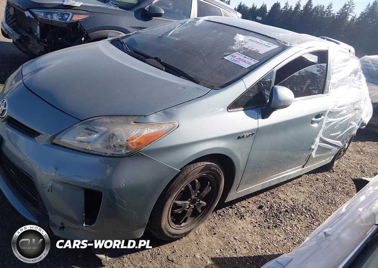 2015 Toyota Prius Five-Four-Persona Series Special Edition-Three-Two VIN:JTDKN3DU8F1872535 - 15