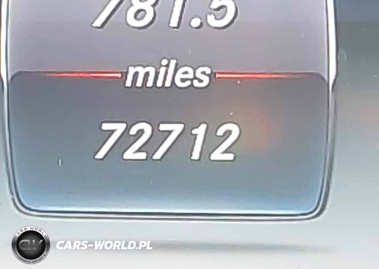 2018 Mercedes-Benz C 300 VIN:55SWF4JB0JU241865 - 16