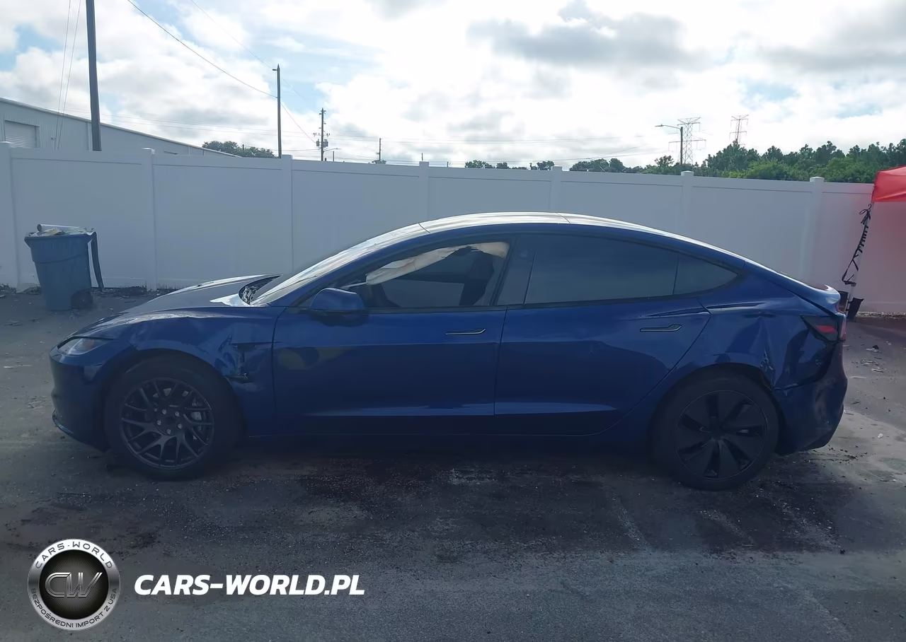 2025 Tesla Model 3 Long Range Rear-Wheel Drive-Standard Rear-Wheel Drive VIN:5YJ3E1EA5SF034607 - 13