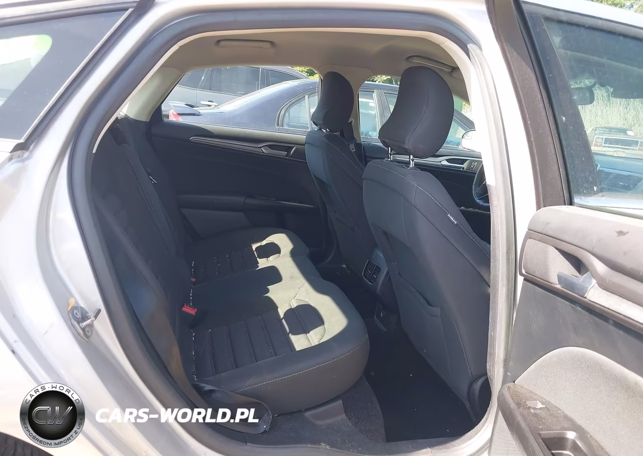 2017 Ford Fusion Se VIN:3FA6P0H72HR274082 - 8