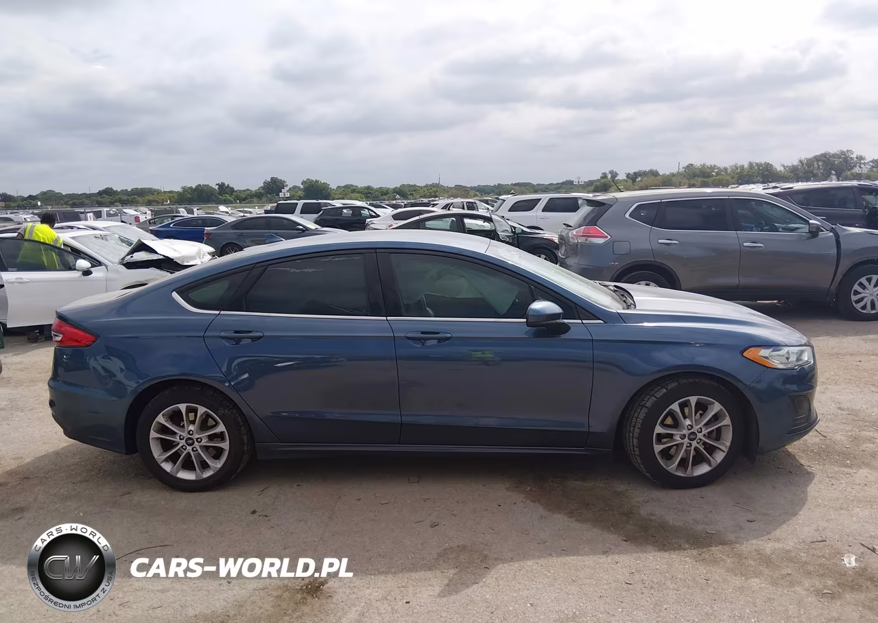 2019 Ford Fusion Se VIN:3FA6P0H73KR218904 - 13