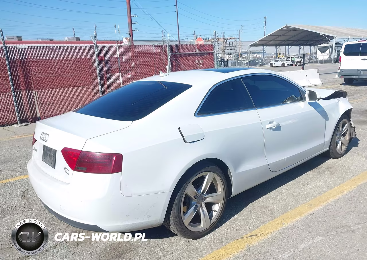 2013 Audi A5 2.0T Premium VIN:WAULFAFRXDA037836 - 4