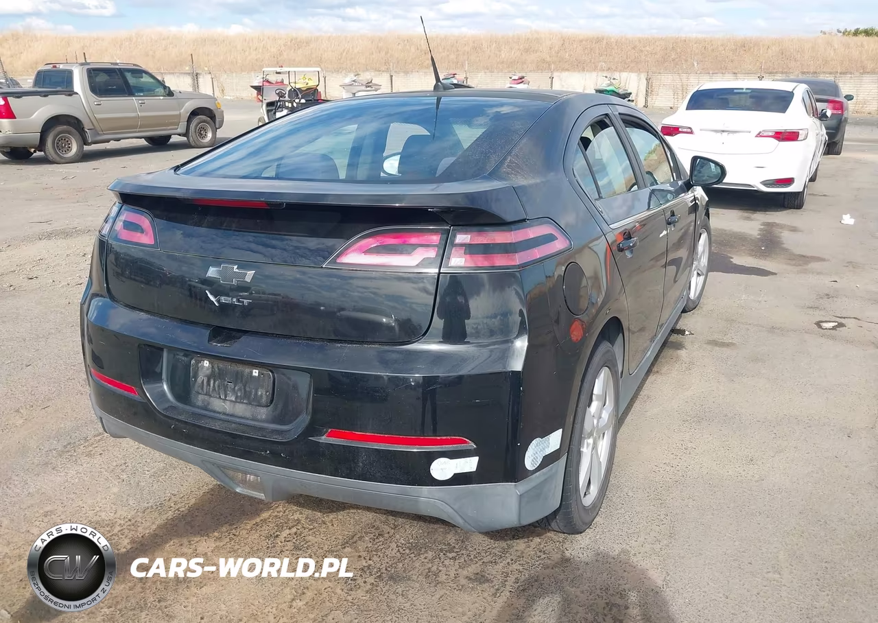2012 Chevrolet Volt VIN:1G1RE6E45CU123371 - 4