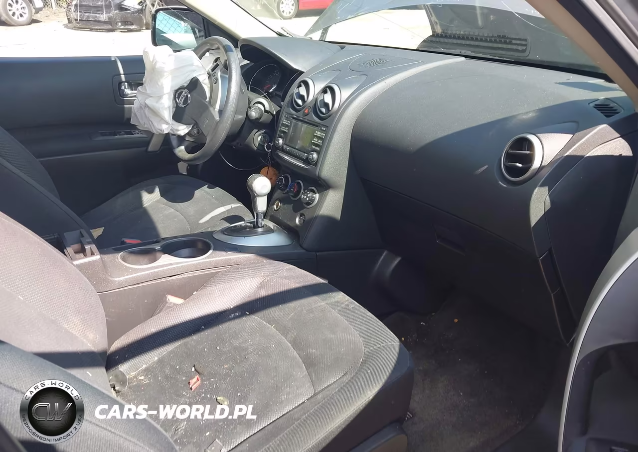2014 Nissan Rogue Select S VIN:JN8AS5MV2EW717266 - 5