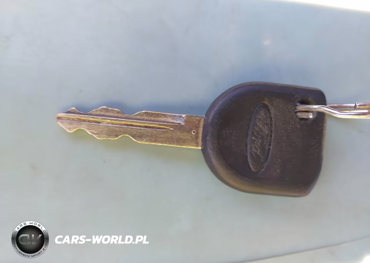 2004 Ford Thunderbird VIN:1FAHP60A14Y103127 - 11