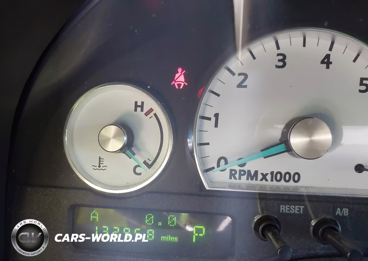 2004 Ford Thunderbird VIN:1FAHP60A14Y103127 - 15