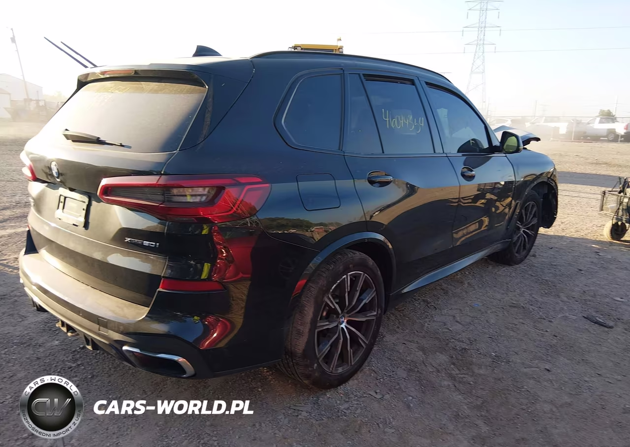 2019 BMW X5 xDrive50I VIN:5UXJU2C59KLN64323 - 4