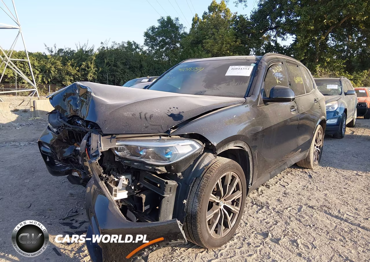 2019 BMW X5 xDrive50I VIN:5UXJU2C59KLN64323 - 6