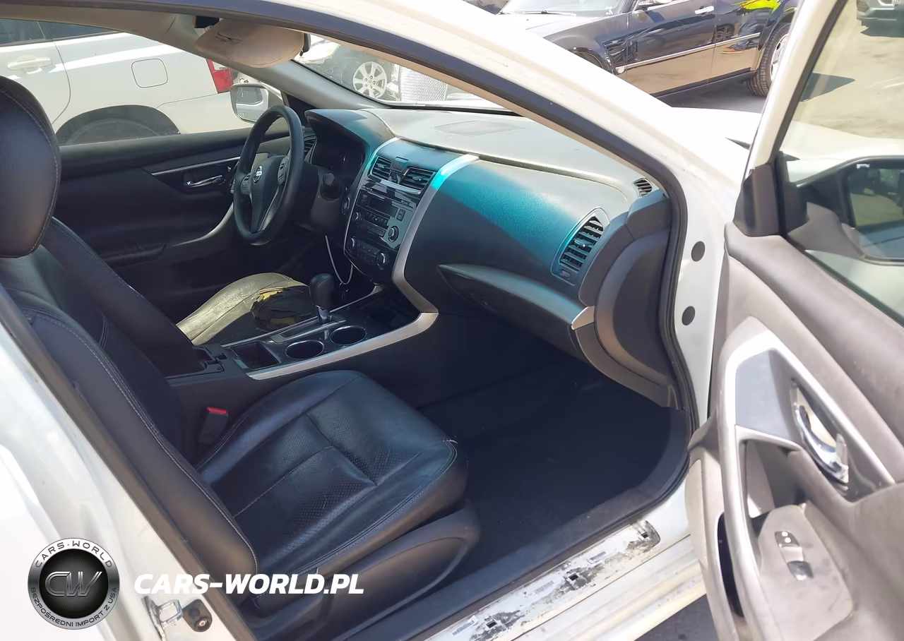 2014 Nissan Altima 2.5 S VIN:1N4AL3AP4EN208410 - 5