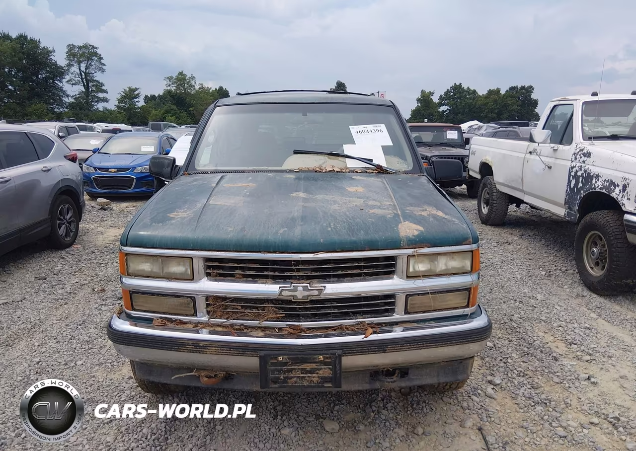 1995 Chevrolet Tahoe K1500 VIN:3GNEK18K5SG119924 - 12