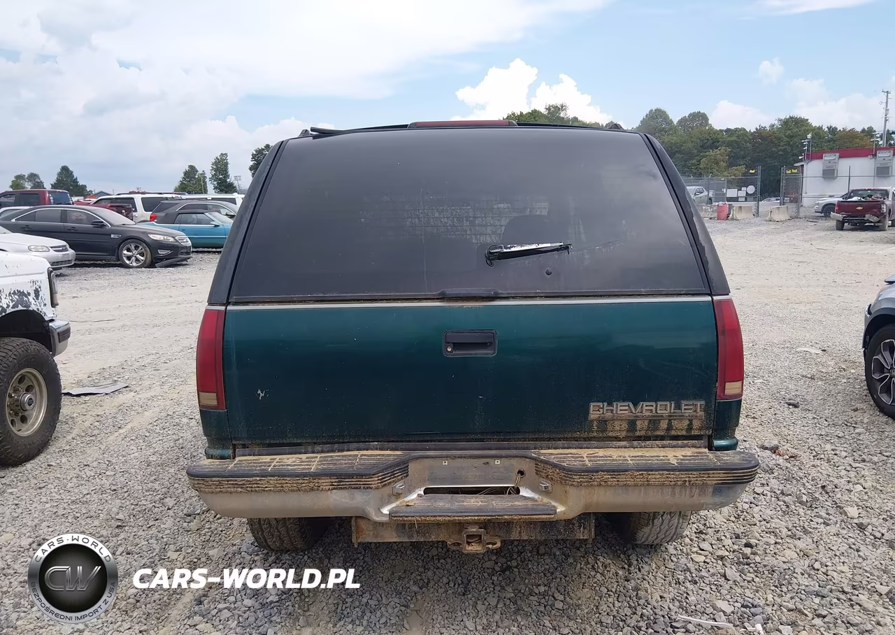 1995 Chevrolet Tahoe K1500 VIN:3GNEK18K5SG119924 - 16