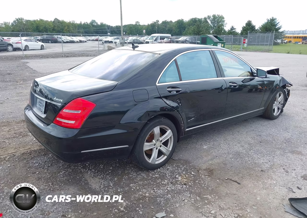 2011 Mercedes-Benz S 550 4Matic VIN:WDDNG8GBXBA371208 - 4
