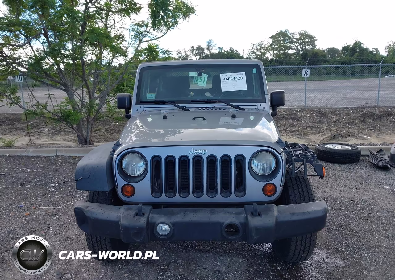 2013 Jeep Wrangler Sport VIN:1C4AJWAGXDL681563 - 13